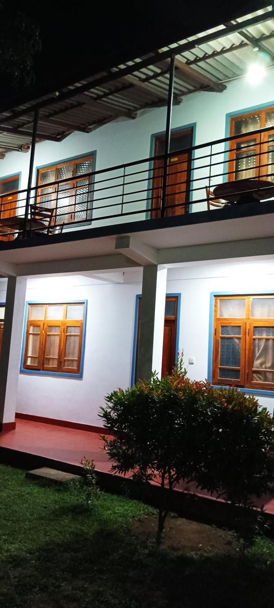 Parakum Rest Rooms Polonnaruwa Ngoại thất bức ảnh